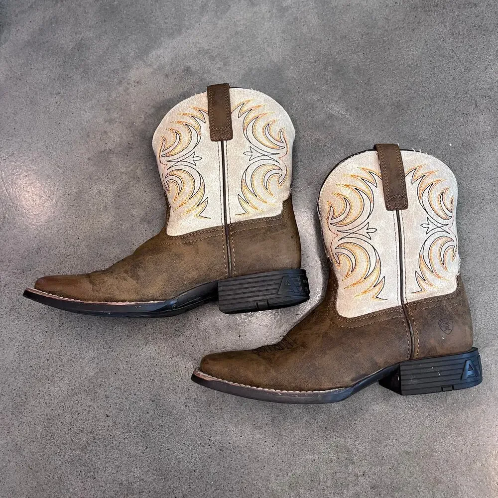 Ariat Storm Western boots Antique brown cream embroidery Youth boys 3.5 shoes